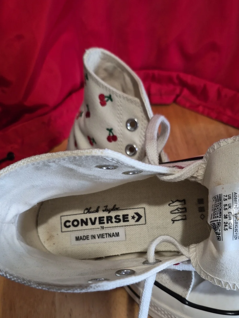 Chuck Taylor Converse ALL Stars High Top Sneakers With Cherries πππ - Picture 8 of 10